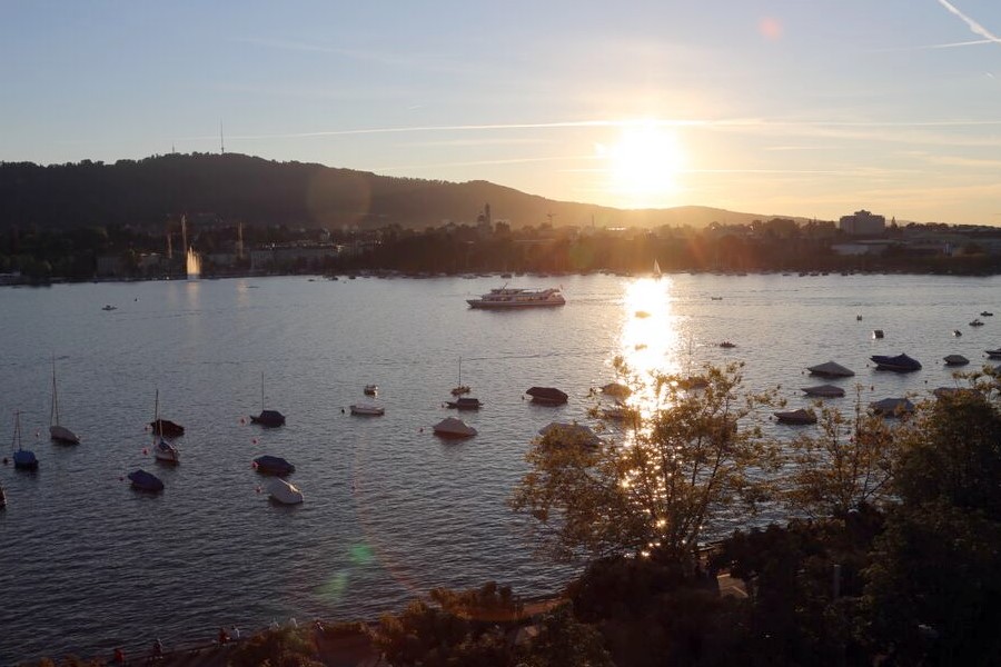 Zurich Kreis 8 Apero im Hotel Eden au lac